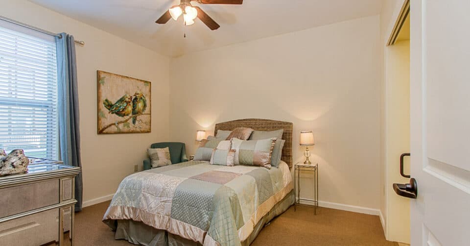 bedroom at The Oaks at Flower Mound 4
